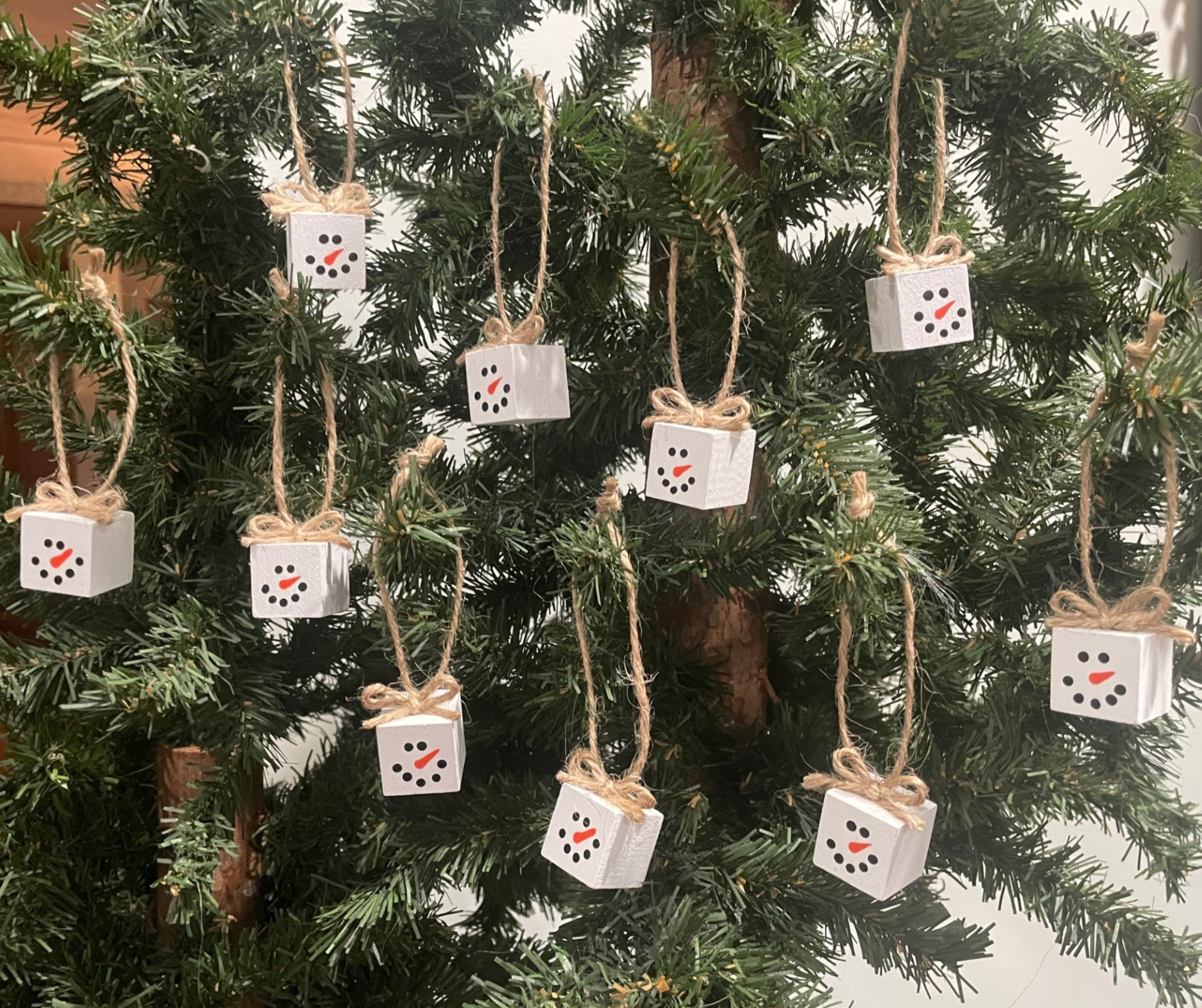 Set of 10 MINIATURE Snowmen Ornaments / Gift Tags