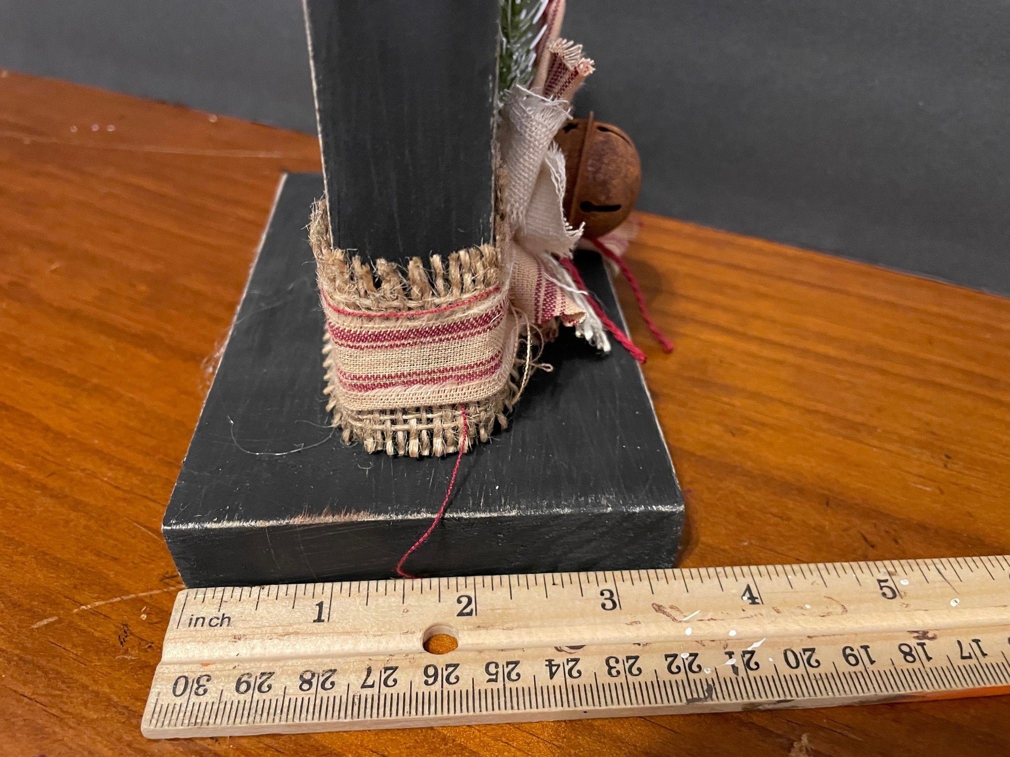 Winter Snowman Hat Shelf Sitter