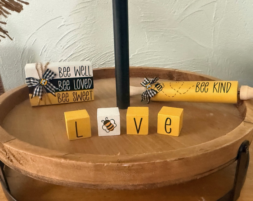 MINIATURE "Love" Bee Blocks